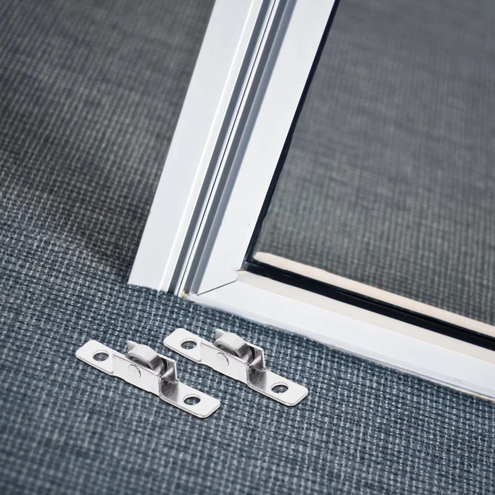 Roulettes de porte coulissante en métal durable