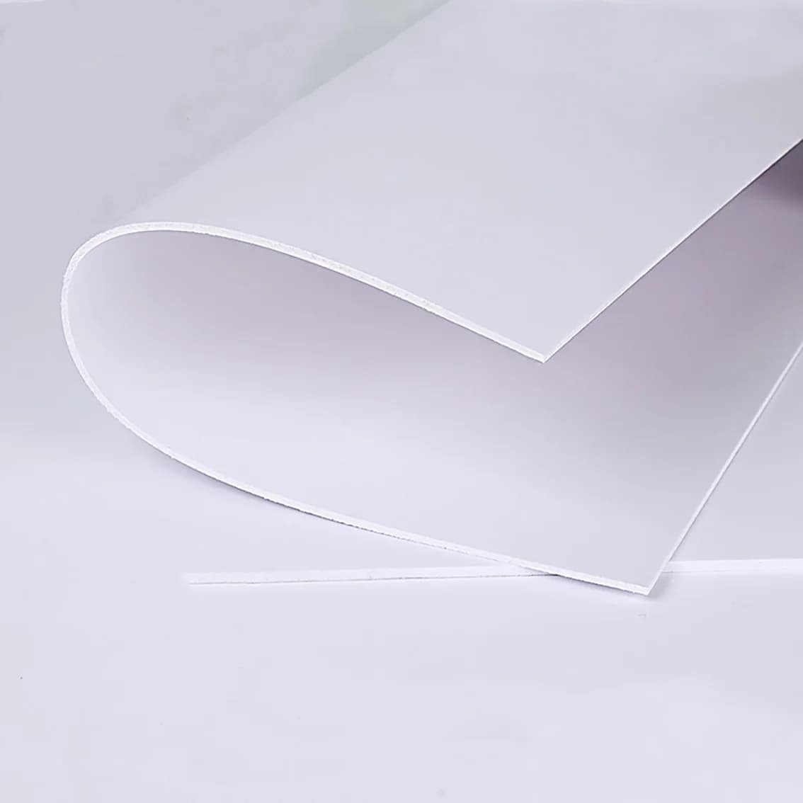 Panneau de mousse PVC blanc/noir