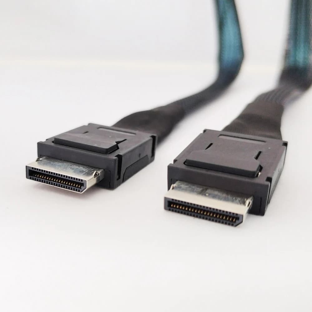 SFF-8611 4X 42P d'Oculink au câble de SFF-8611 4X 42P d'Oculink, SFF 8611 4I au mini câble de données superbe de câble de vitesse de serveur du SFF-8611 4I de SAS