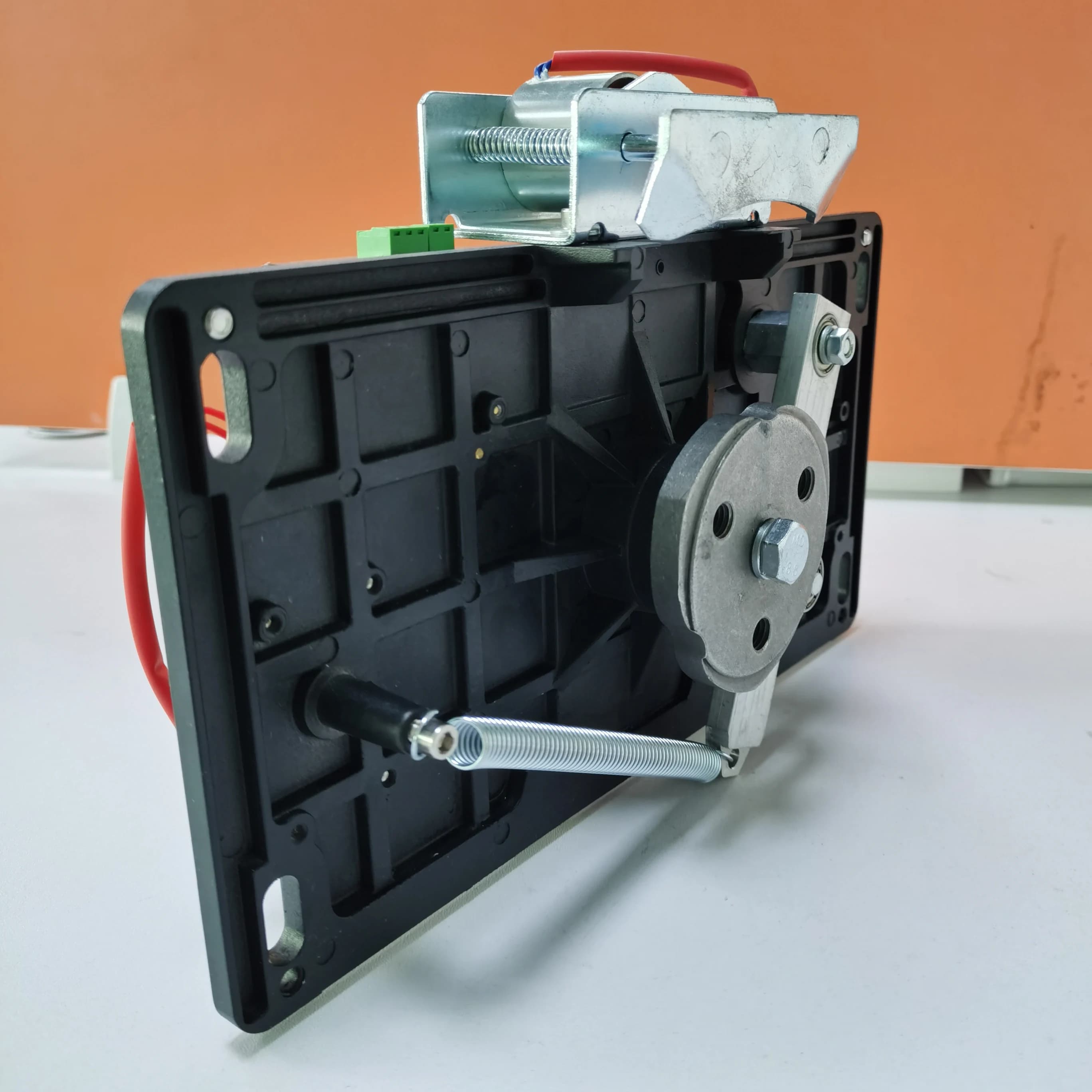 Mécanisme semi-automatique de tourniquet de trépied de porte de sécurité avec le circuit intégré