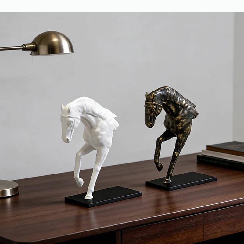 Sculpture créative de cheval au galop, décoration de bureau, artisanat abstrait en résine, ornements de cheval, accessoires de décoration moderne pour la maison