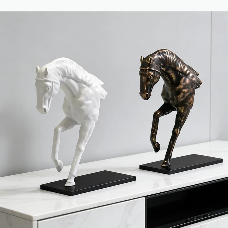 Sculpture créative de cheval au galop, décoration de bureau, artisanat abstrait en résine, ornements de cheval, accessoires de décoration moderne pour la maison