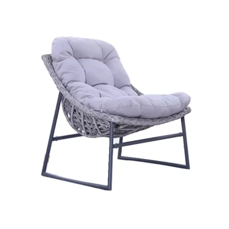 Balcon de jardin, mobilier d'extérieur en rotin, relaxez les deux corps et l'esprit