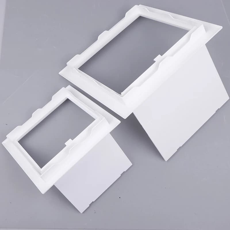 Porte d'accès en PVC blanc universelle