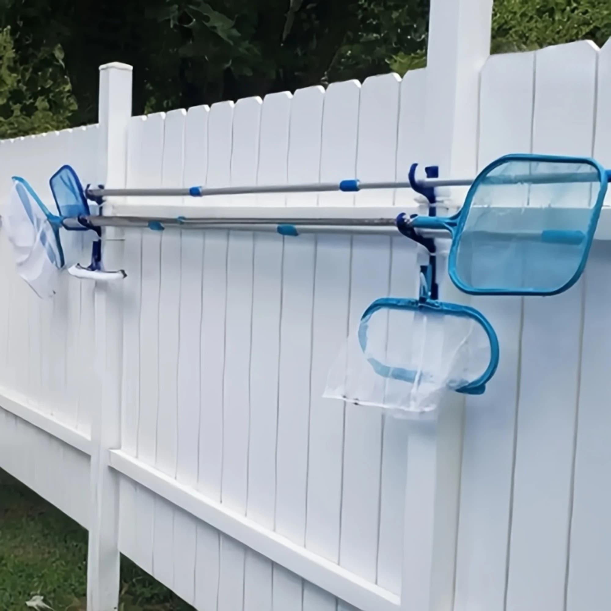 Supports de poteaux extérieurs en PVC