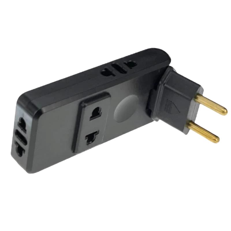 Prise électrique 4 en 1 ue