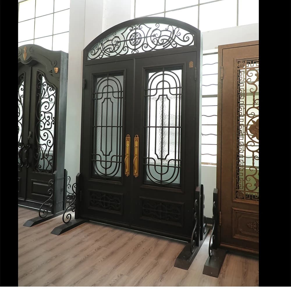 Porte rétro en fer forgé
