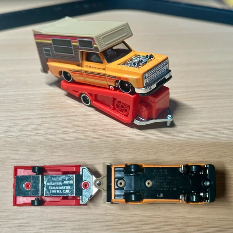 Hot Wheels – voiture en alliage moulé sous pression Volvo 240, remorque de transport pour camping-car, modèle de simulation HYT56, jouet pour collectionneurs