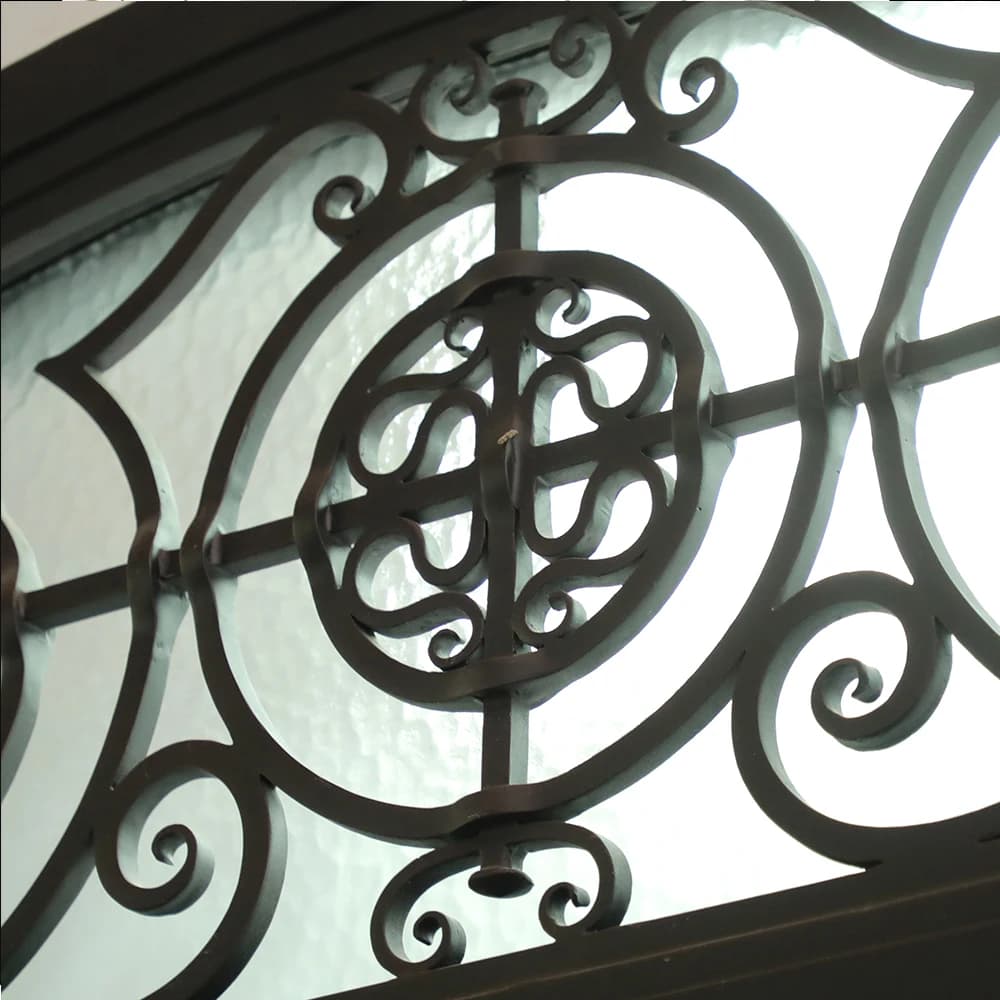 Porte rétro en fer forgé