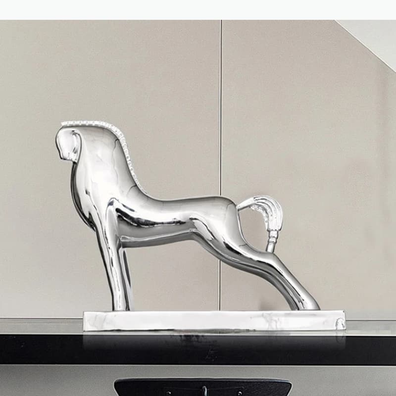 Sculpture abstraite de cheval doré/argenté, statue d'animal, décoration de bureau, ornements, sculpture moderne de cheval en résine, décoration d'esthétique d'ambiance.