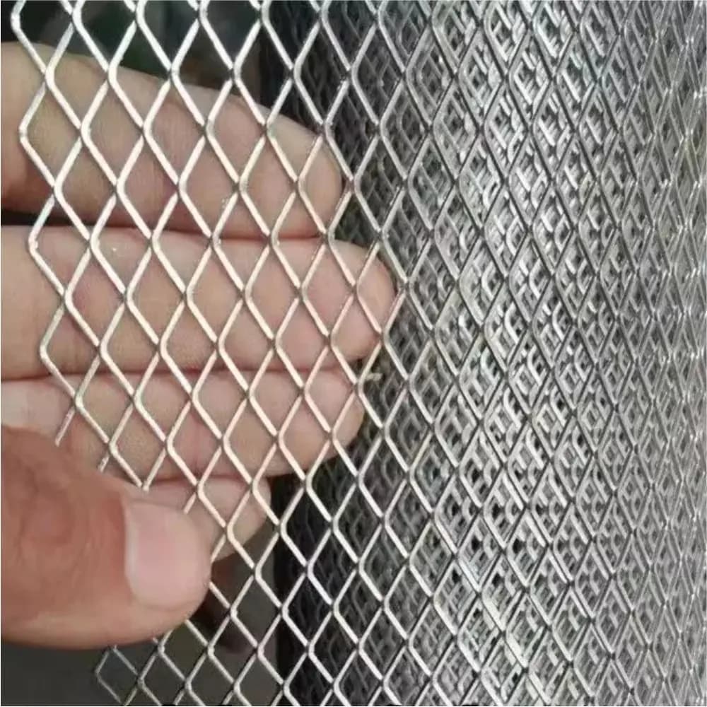1 rouleau de grillage galvanisé pour l'élevage des animaux