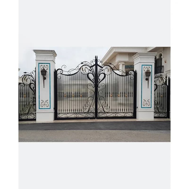 Porte en fer doré de luxe