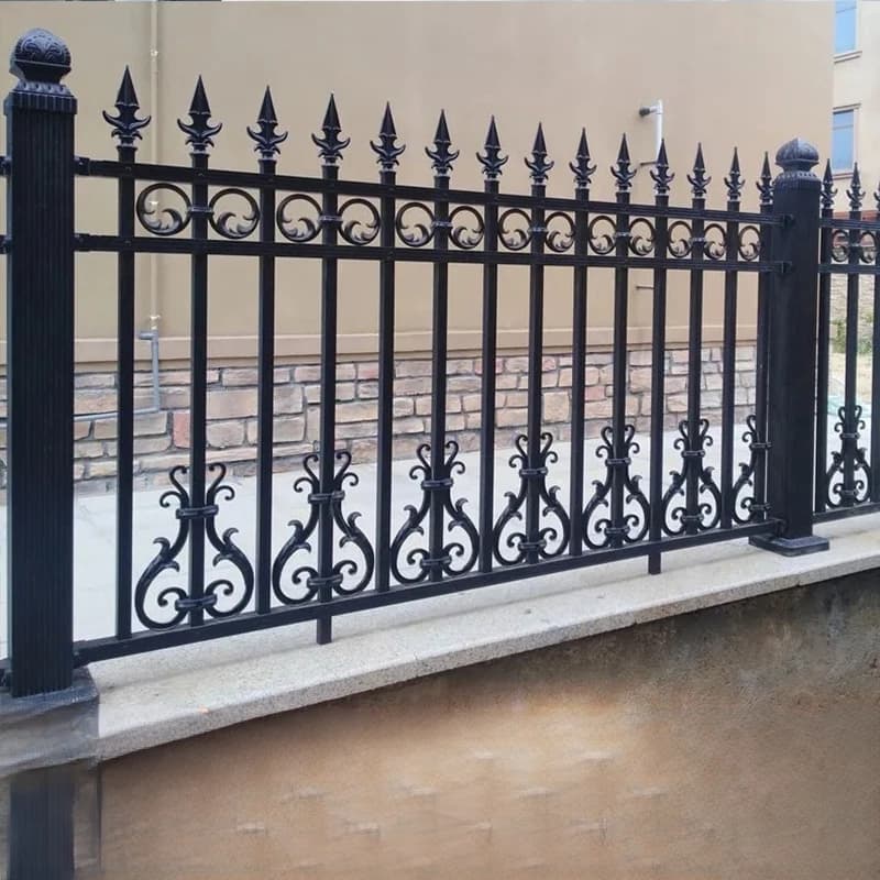Garde-corps artistique en aluminium