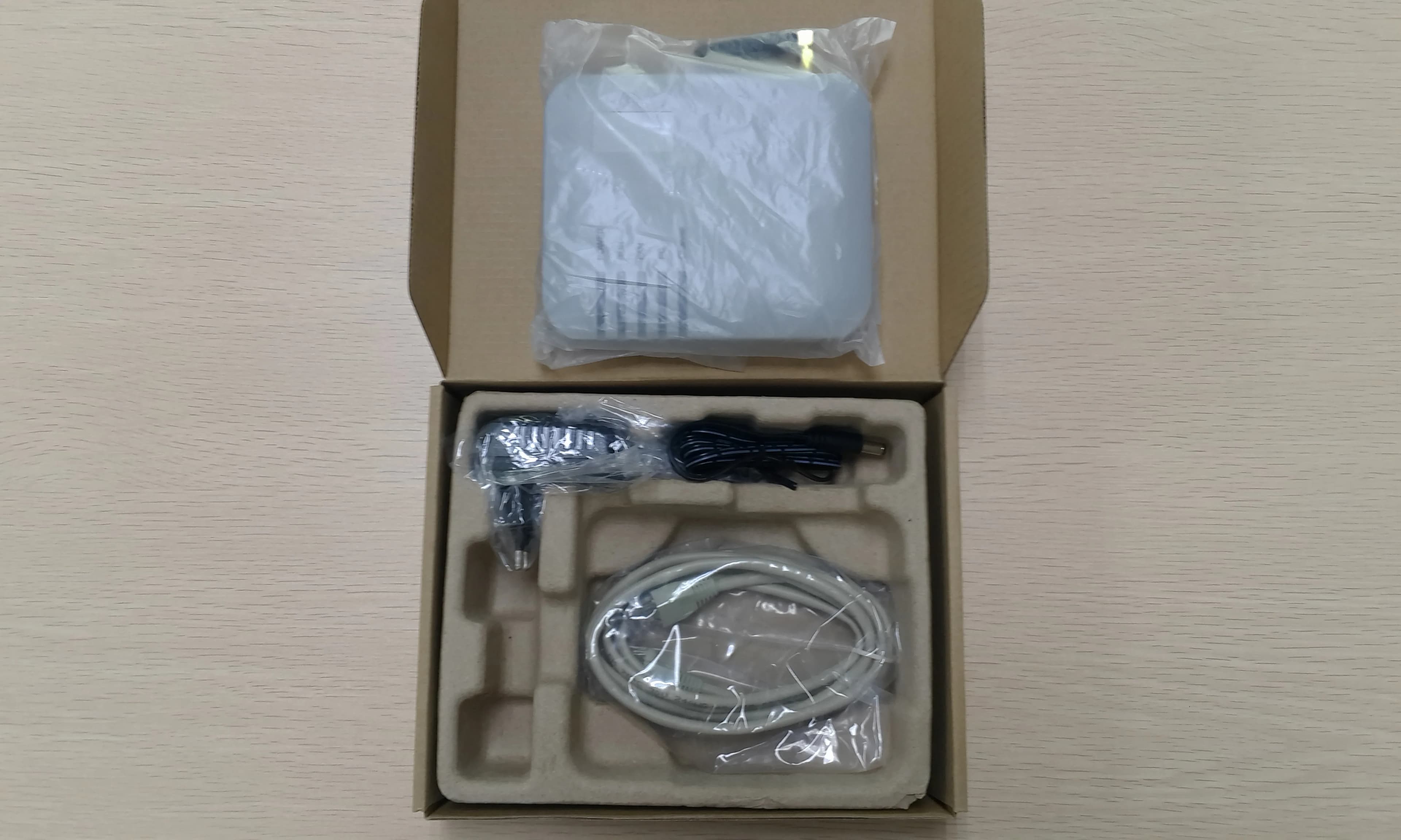 Passerelle VoIP GSM DBL à canaux simples G1 (Modification IMEI, 1 carte SIM, SIP & H.323, VPN PPTP). Passerelle SMS, GSM