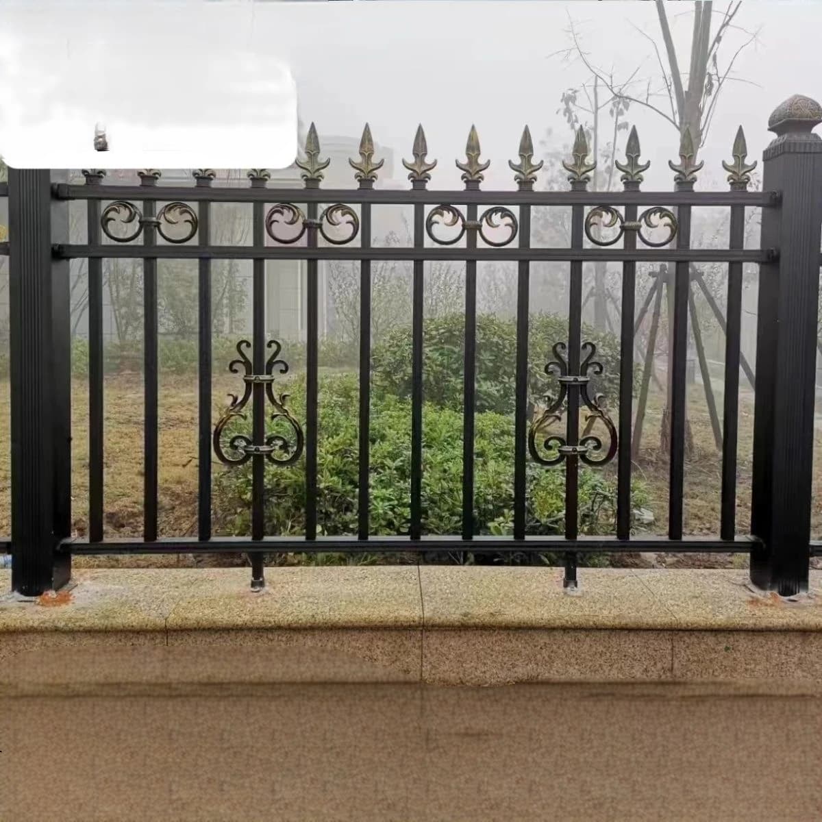 Garde-corps artistique en aluminium