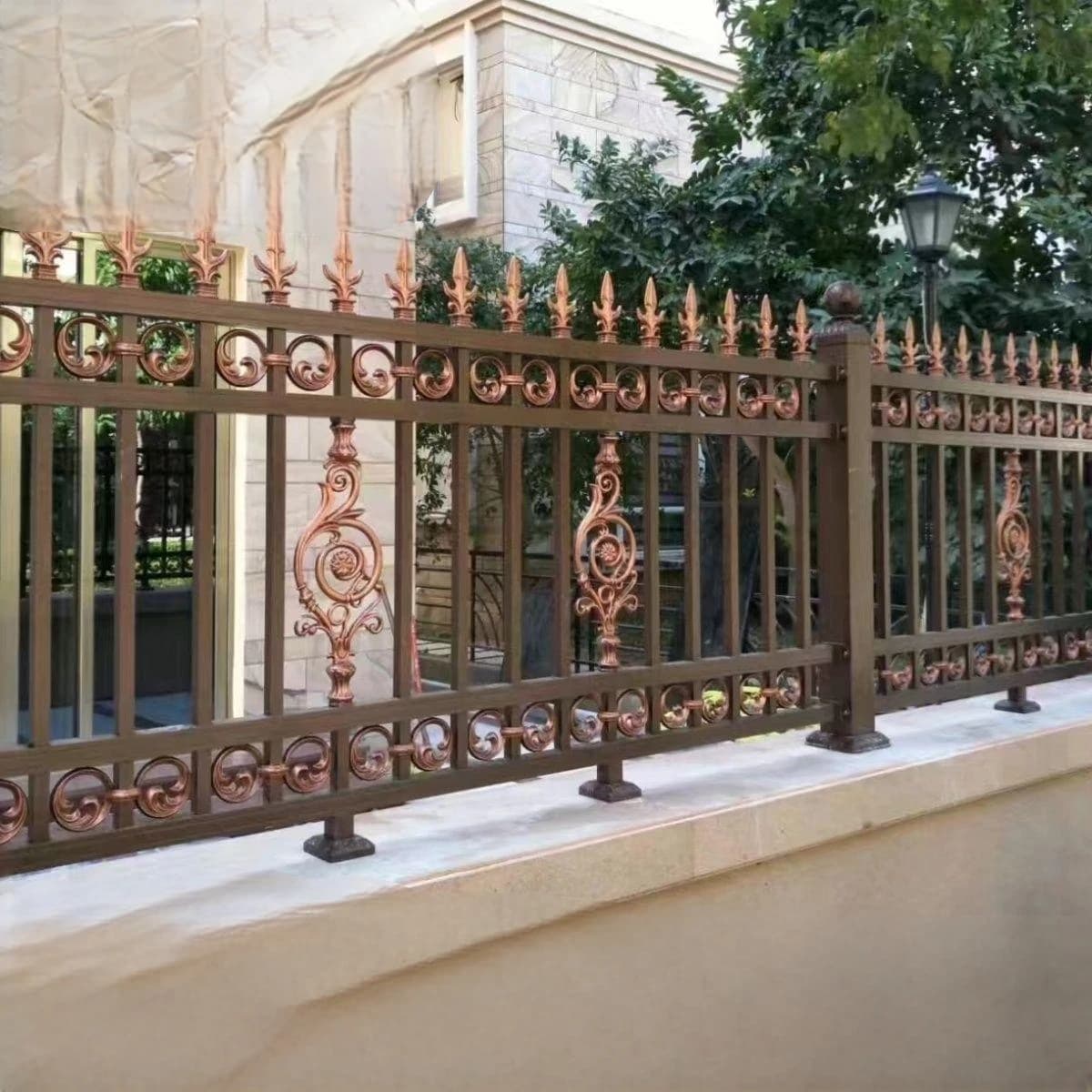 Garde-corps artistique en aluminium