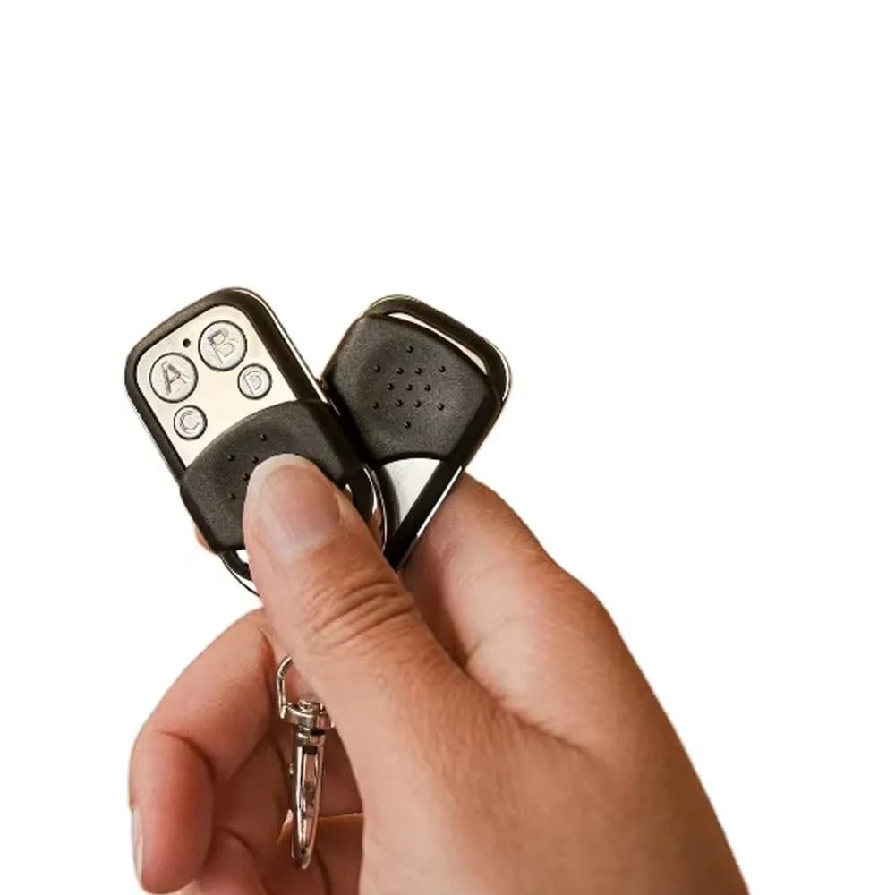 Clé cryptée dédiée à la télécommande