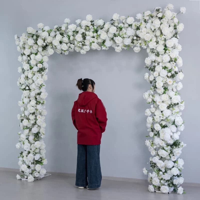 Arche florale artificielle style forêt pour la photographie de lieux de célébrités d'Internet, les séances photo, les check-in et la décoration de fond de mariage