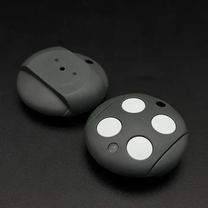 Offre spéciale : Nouvelle télécommande Mhouse GTX4 pour portail/garage compatible avec les modèles MOOVO MT4
