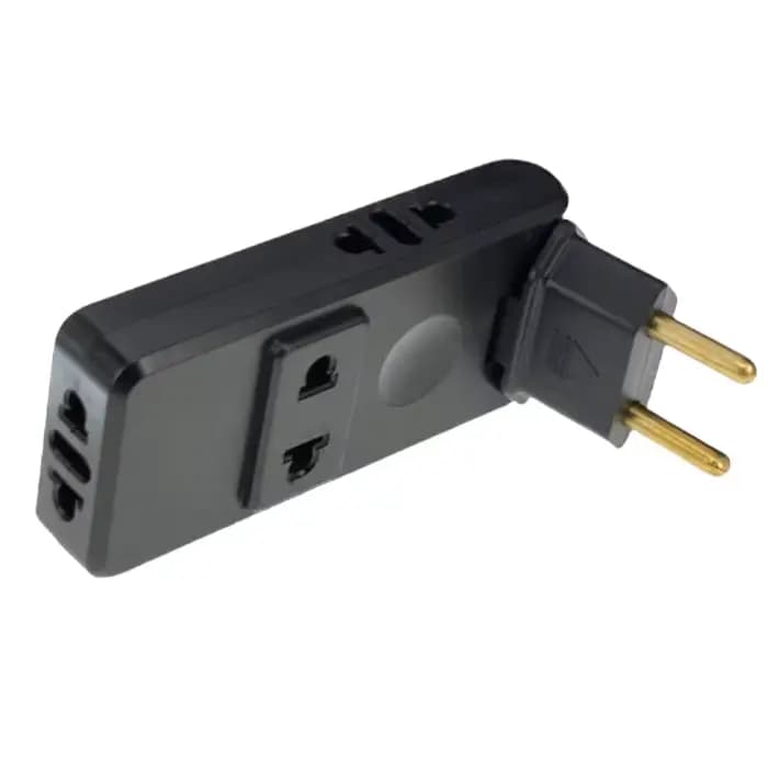 Prise électrique 4 en 1 ue