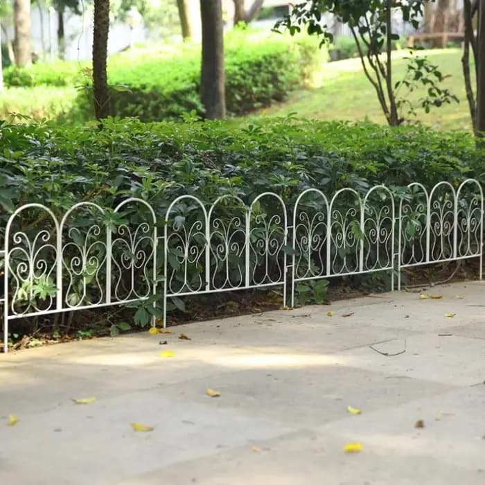 Clôture de jardin en fer