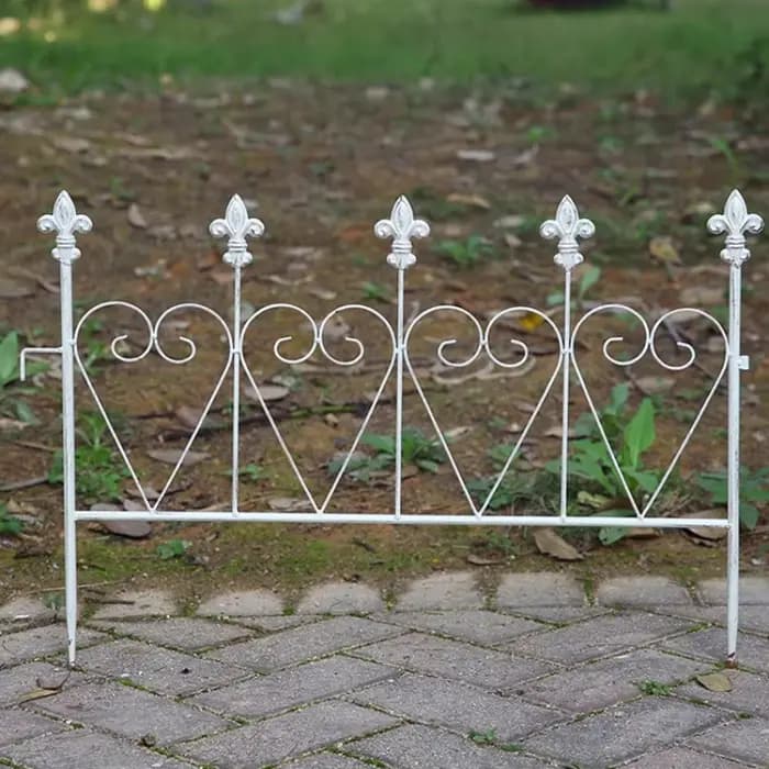 Clôture de jardin en fer