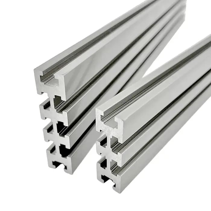 Clôture multi-piste en aluminium