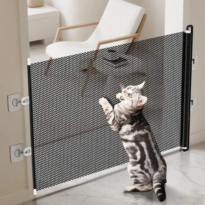 Barrière rétractable en maille pour escaliers